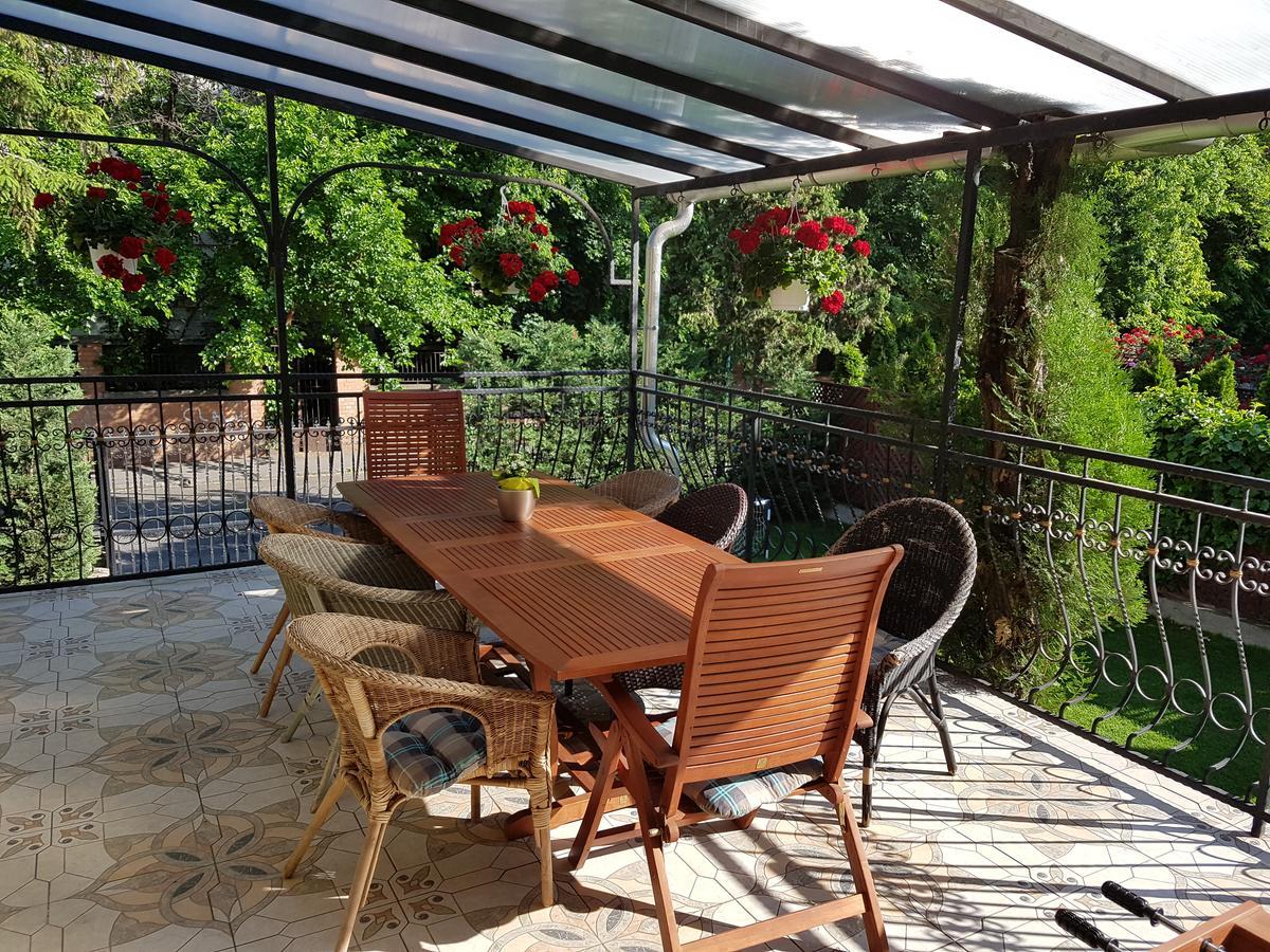 Palma Villa In City Park Budapest - Semi Suteren Экстерьер фото