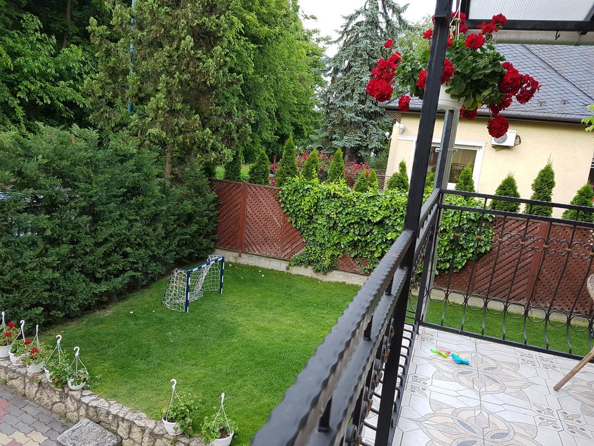 Palma Villa In City Park Budapest - Semi Suteren Экстерьер фото