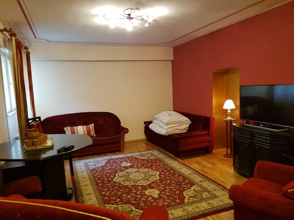 Palma Villa In City Park Budapest - Semi Suteren Экстерьер фото