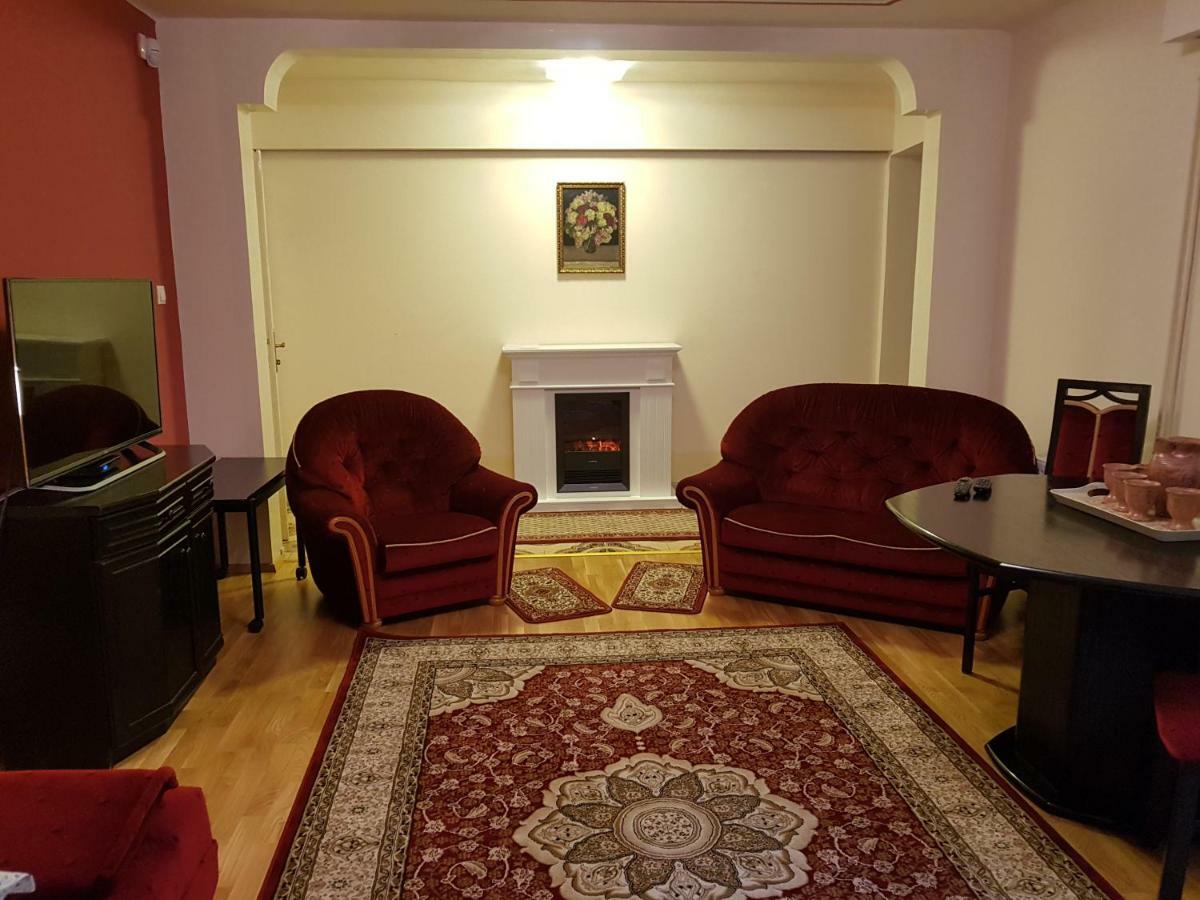 Palma Villa In City Park Budapest - Semi Suteren Экстерьер фото